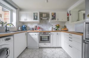 Kitchen shot 2- click for photo gallery